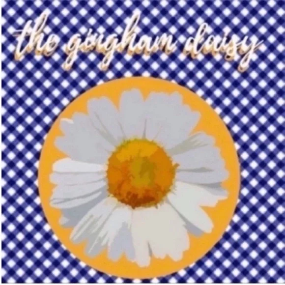 Lilly Pulitzer•M•Vintage White/Hot Pink Polo Shirt•95% Pima Cotton~5% Spandex🌼 - Picture 9 of 9